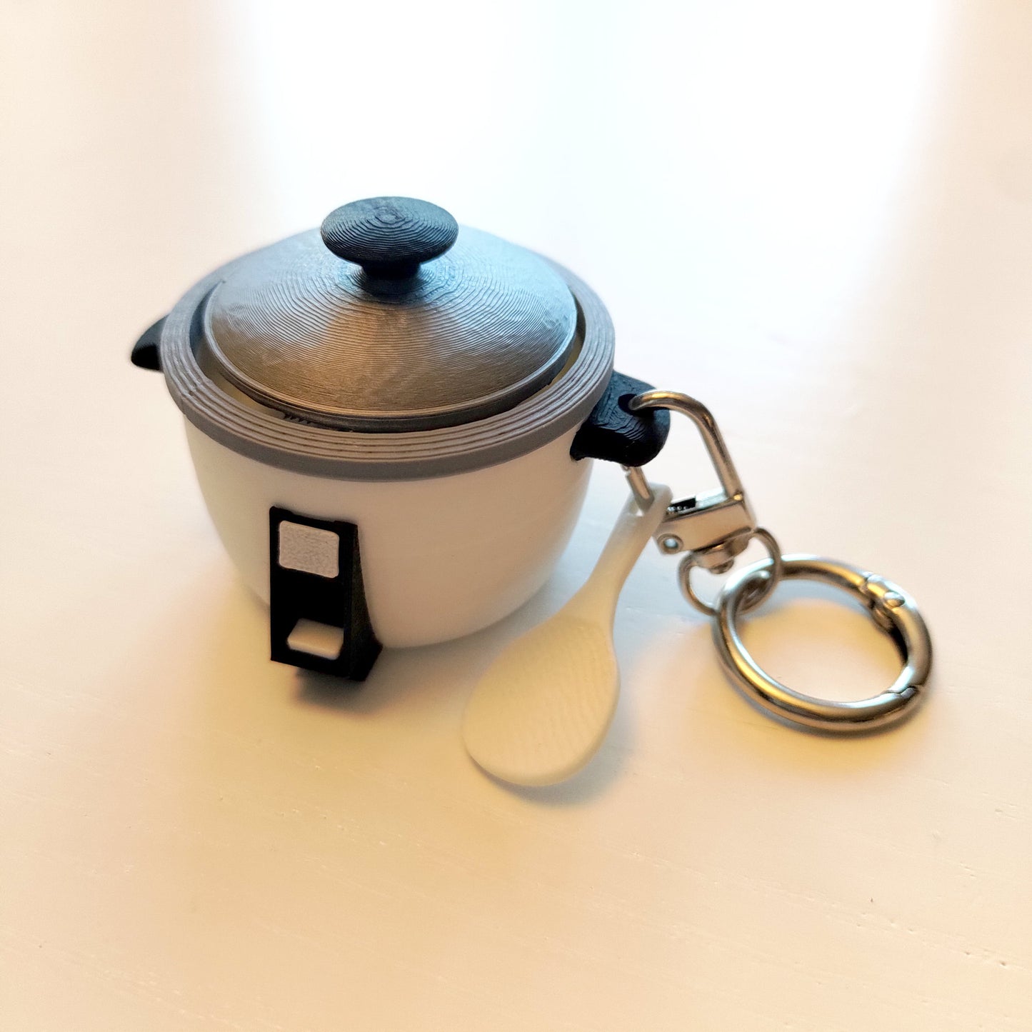 Rice Cooker with Rice Paddle Clicker